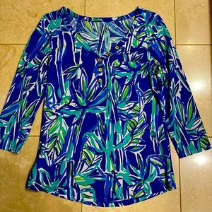 Lilly Pulitzer cotton shirt.